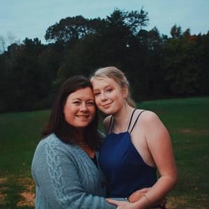 Meet your Posher, Julia